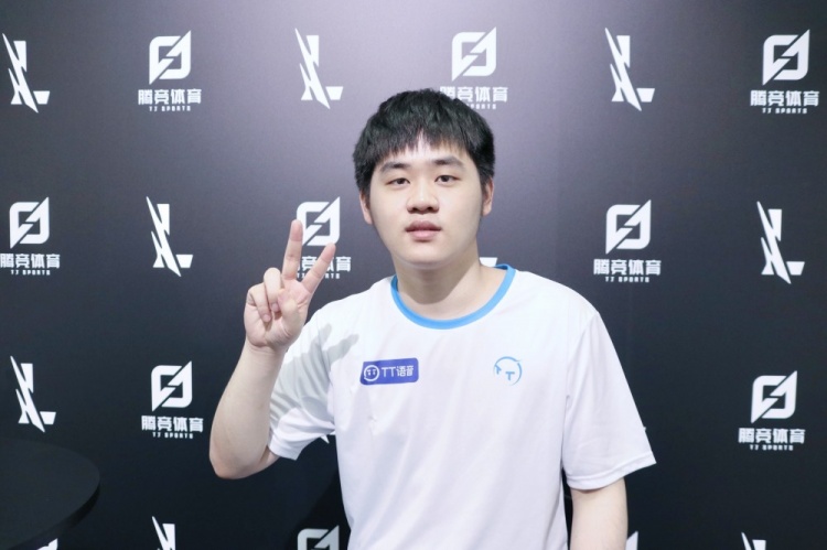 建议足彩玩 建议足彩玩