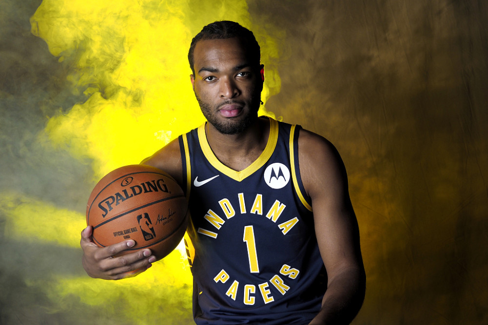 主力后卫晋 主力后卫晋