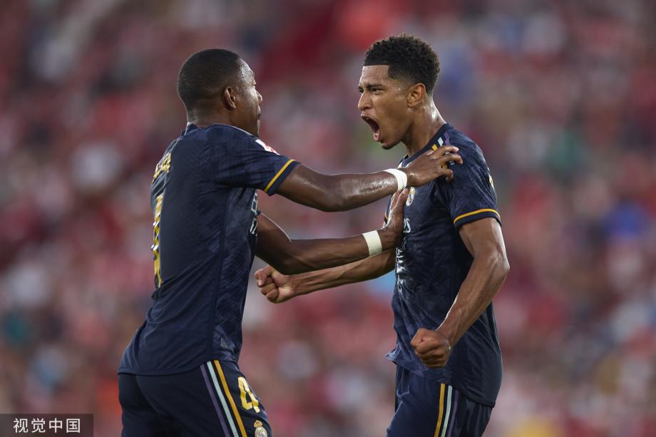 在不经意间 在不经意间